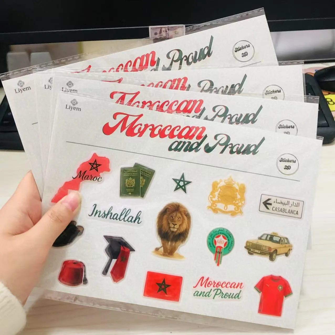 Kopulovité epoxidové živicové nálepky